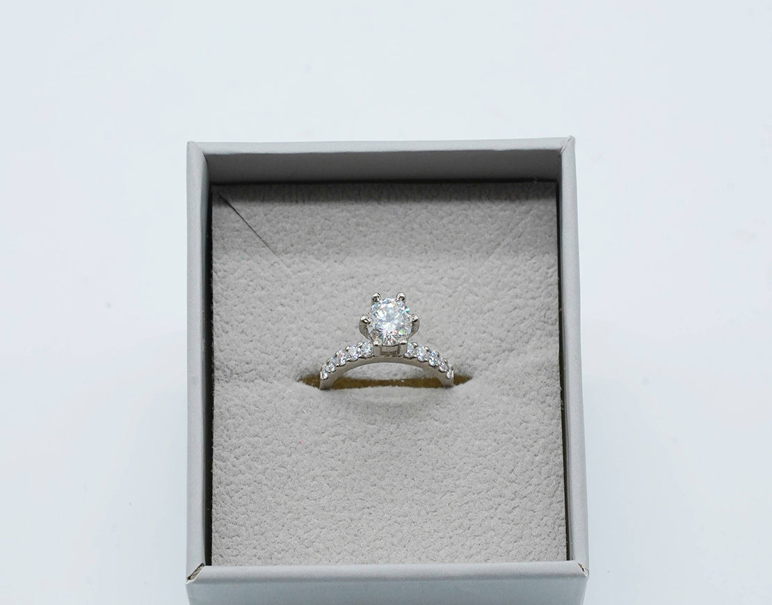 Diamond Moissanite Round Solitaire Ring