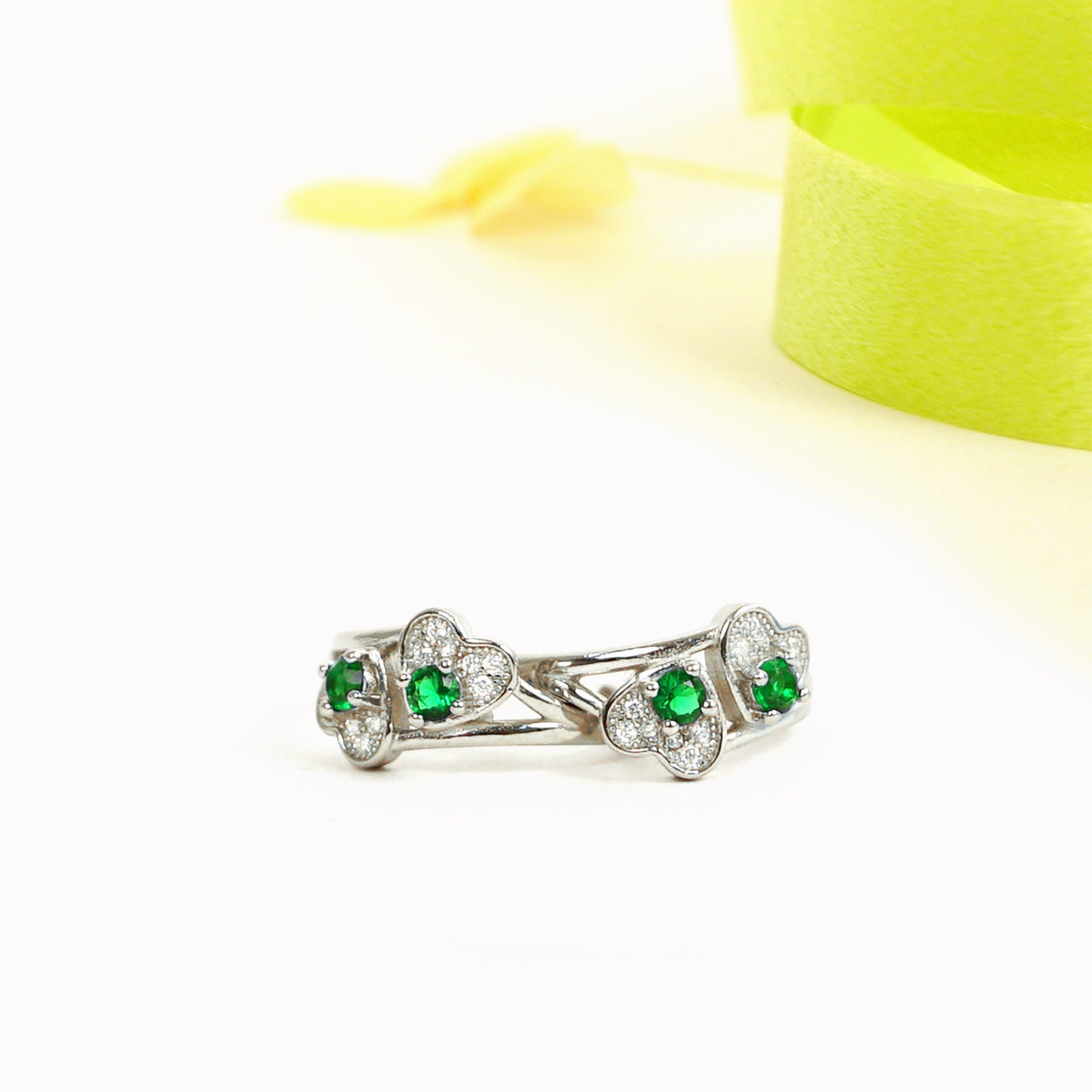 Silver Emerald Toe-Ring