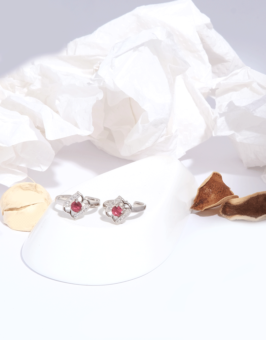 Silver Ruby Toe-ring