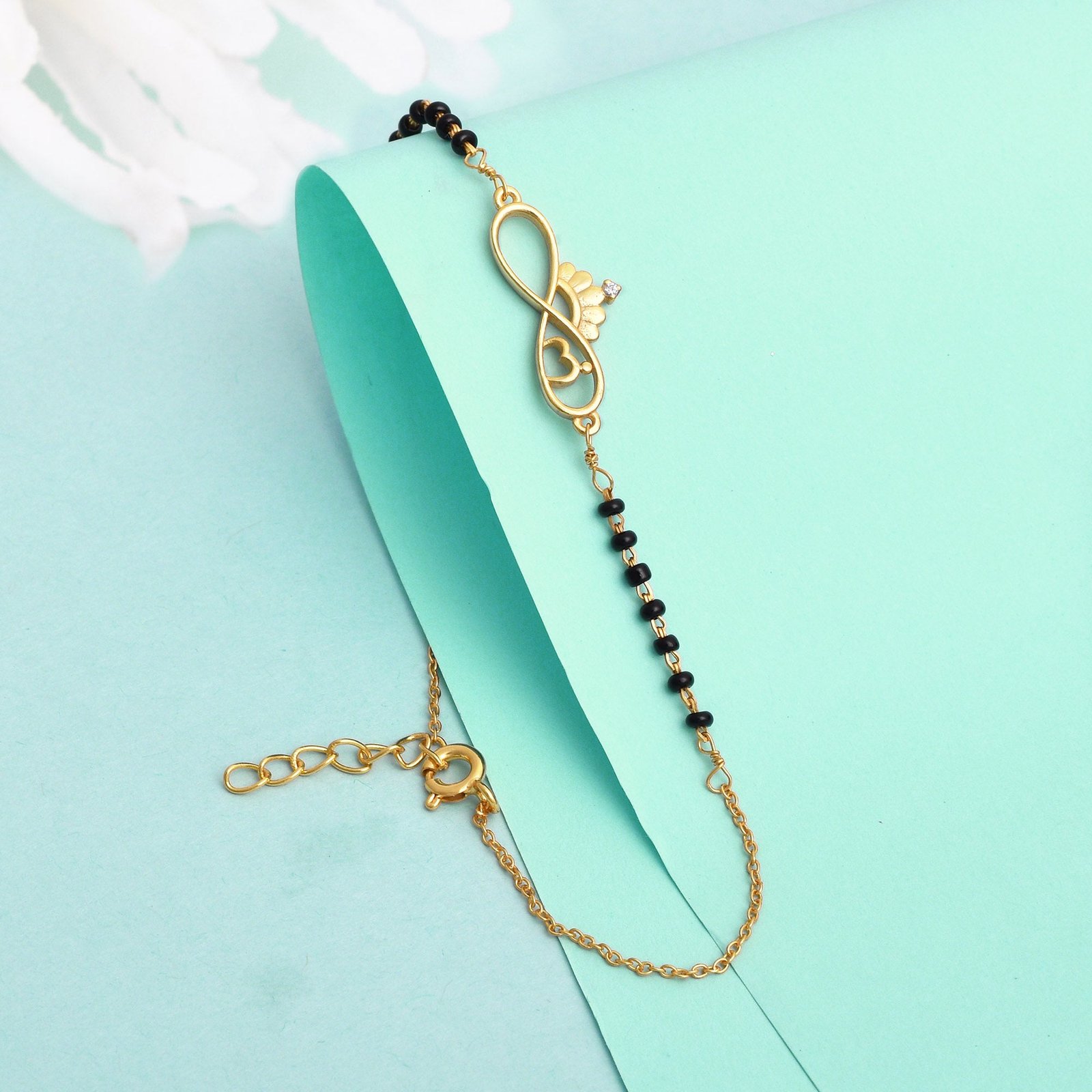 mangalsutra queen of heart bracelet3.jpg mangalsutra queen of heart bracelet3.jpg