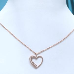 rosegold heart necklace 3.png