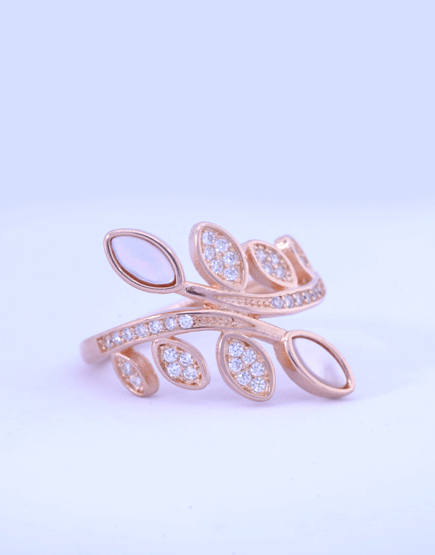 rosegold mop leaf ring 1.png rosegold mop leaf ring 1.png