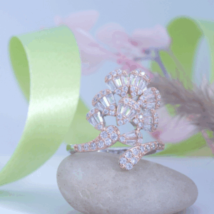 rosegold flower ring2.png