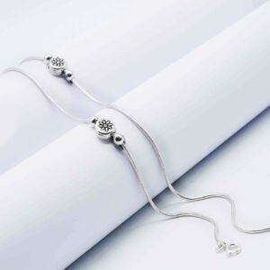 silver antique flower charm anklet1.jpg