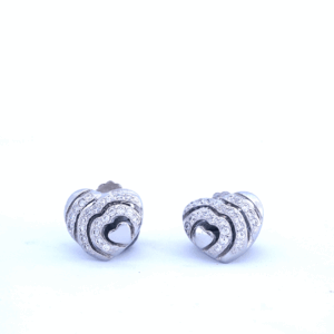 silver mini heart studs3.png