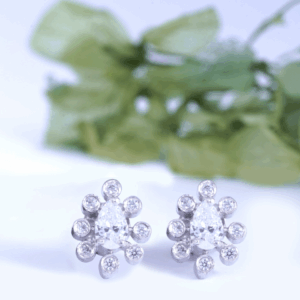 silver pear swarovski studs1.png