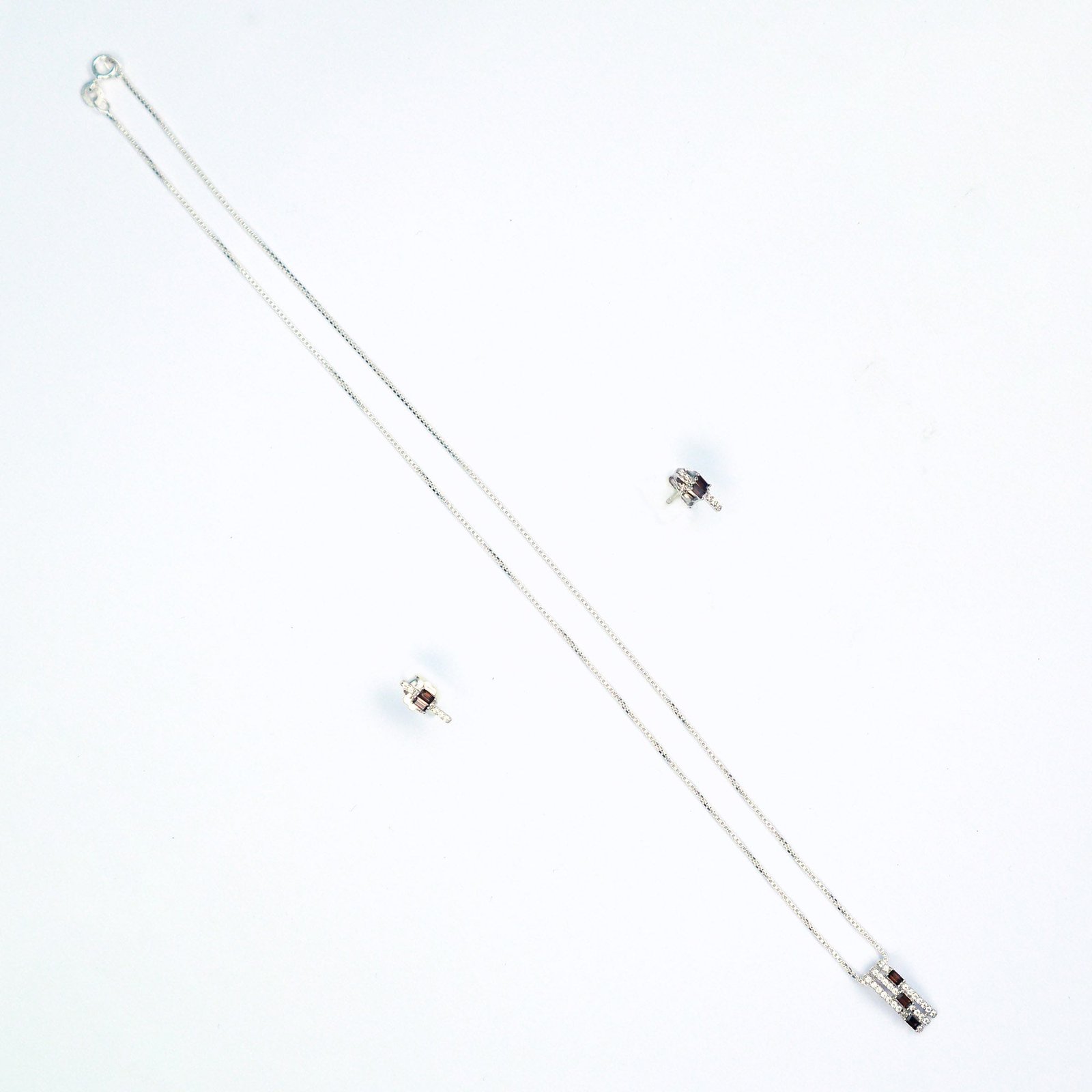 silversmokyquartznecklaceset2.jpg silversmokyquartznecklaceset2.jpg