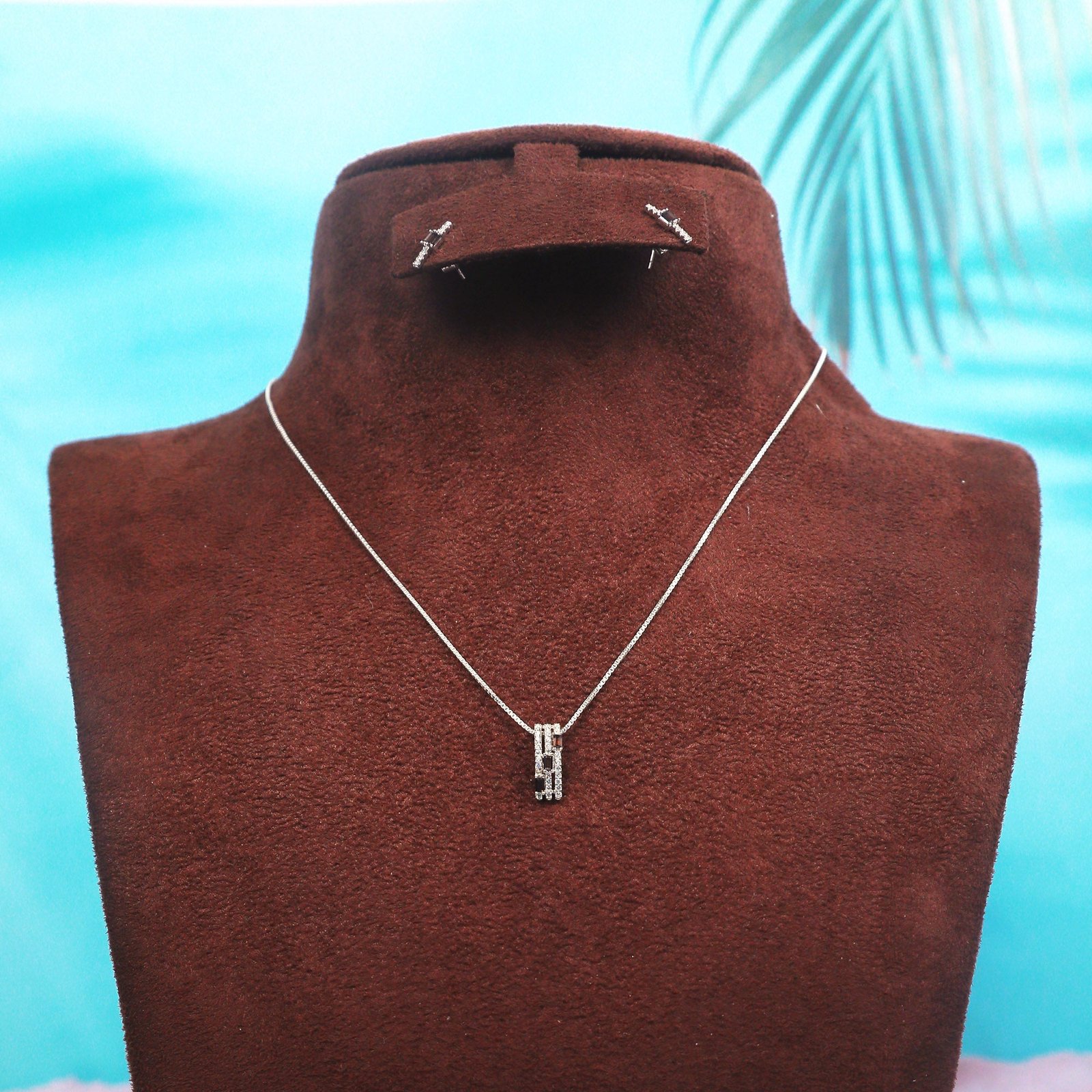 silversmokyquartznecklaceset3.jpg silversmokyquartznecklaceset3.jpg